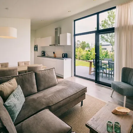 Holiday home Modern, Sustainably Built Between 2 Nature Reserves Herkingen